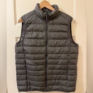 Uniqlo • Ultra Light Down Quilted Vest • Women’s M • Dark Gray